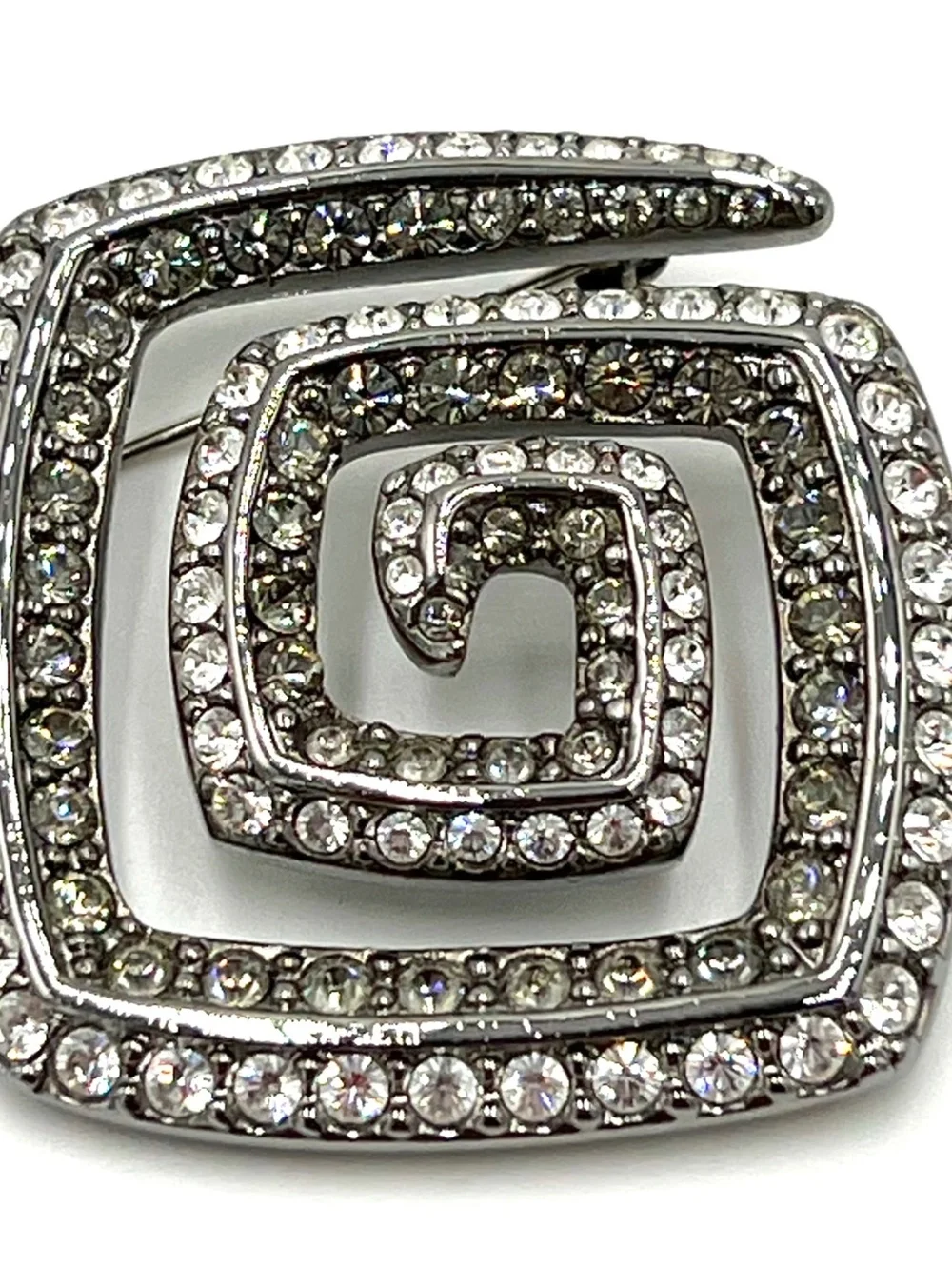 Swarovski excellent please